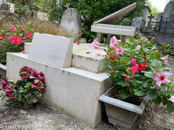 France Clidat op Père Lachaise
