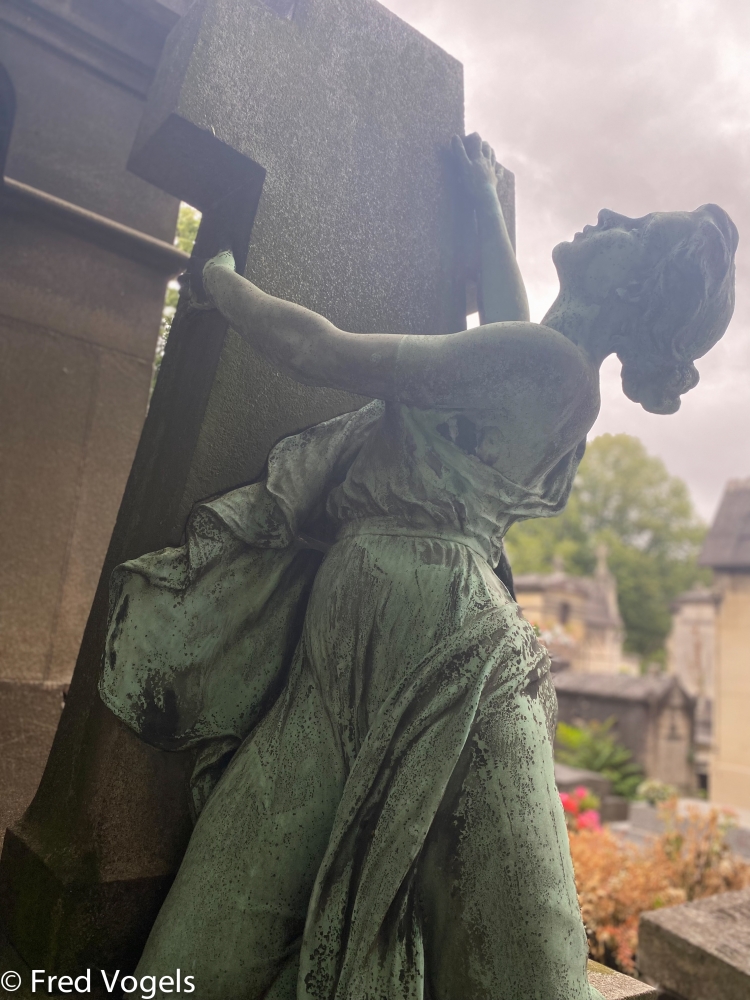 Visit Pere Lachaise 2021-392.jpg
