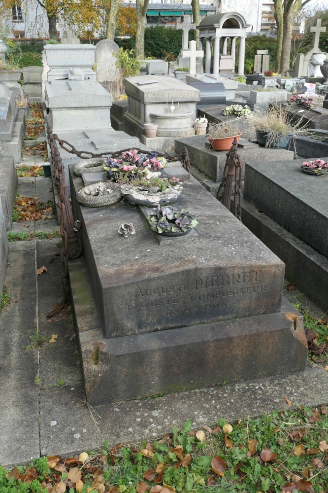 PIERRET Auguste (1874-1916) op Père Lachaise