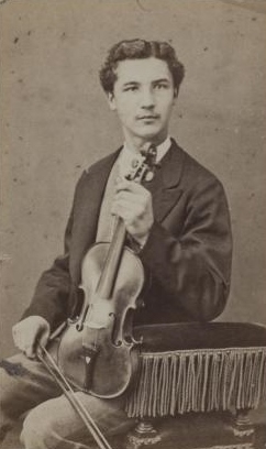 ROBILLARD Victor (1827-1893) op Père Lachaise