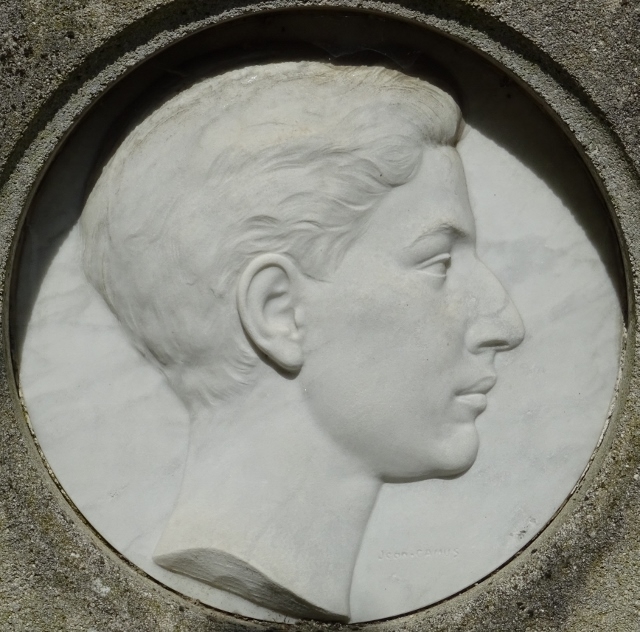 TOUCHE Jean-Claude (1926-1944) op Père Lachaise