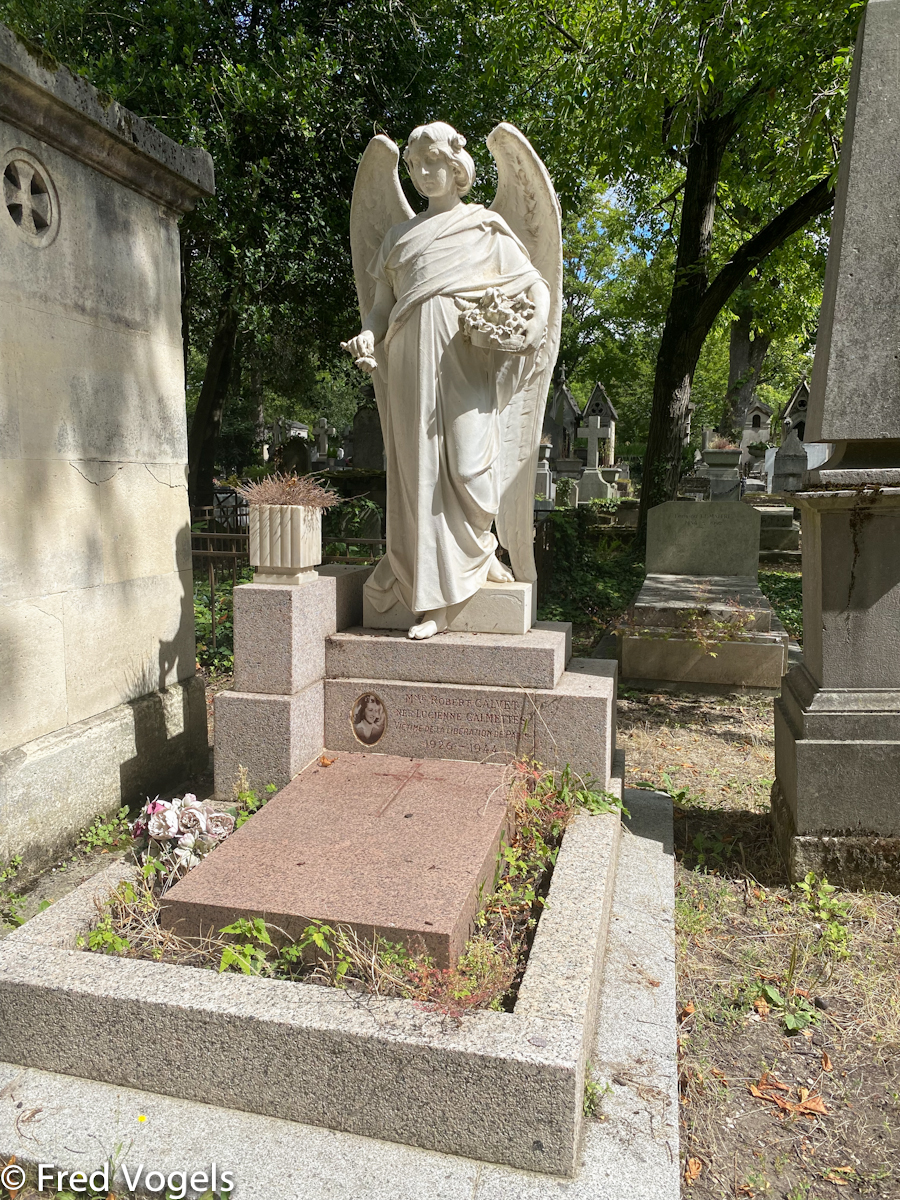 Mme Robert Calvette nee Lucienne Calmettes op Père Lachaise