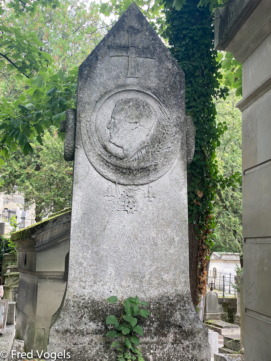 Visit Pere Lachaise 2021-192.jpg