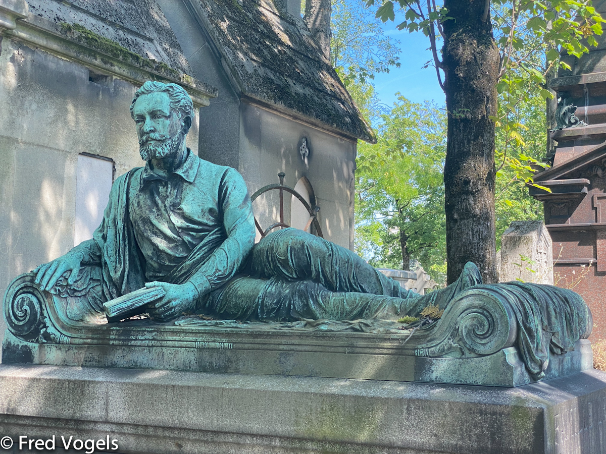 Pere Lachaise 2021-336.jpg