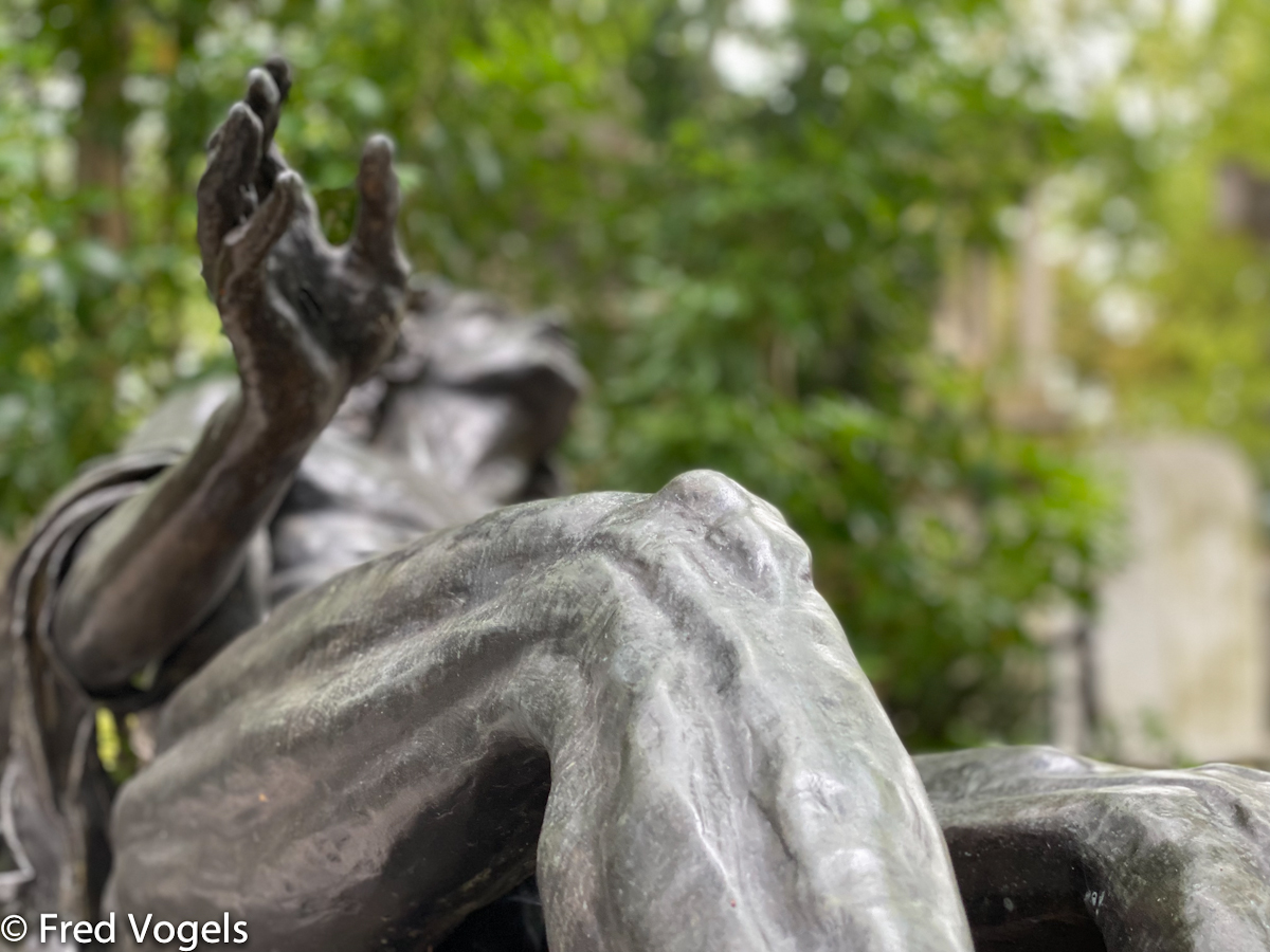 Pere Lachaise 2021-421.jpg