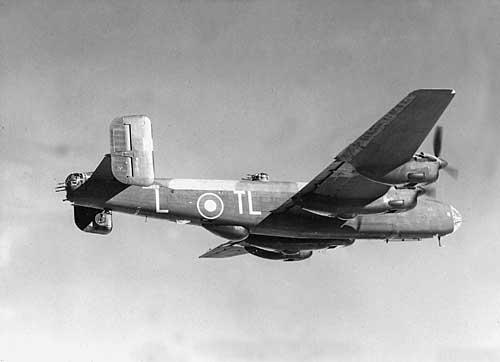 RAF Bomber Command 100 Halifaxes raid on Bremen 22 April 1945