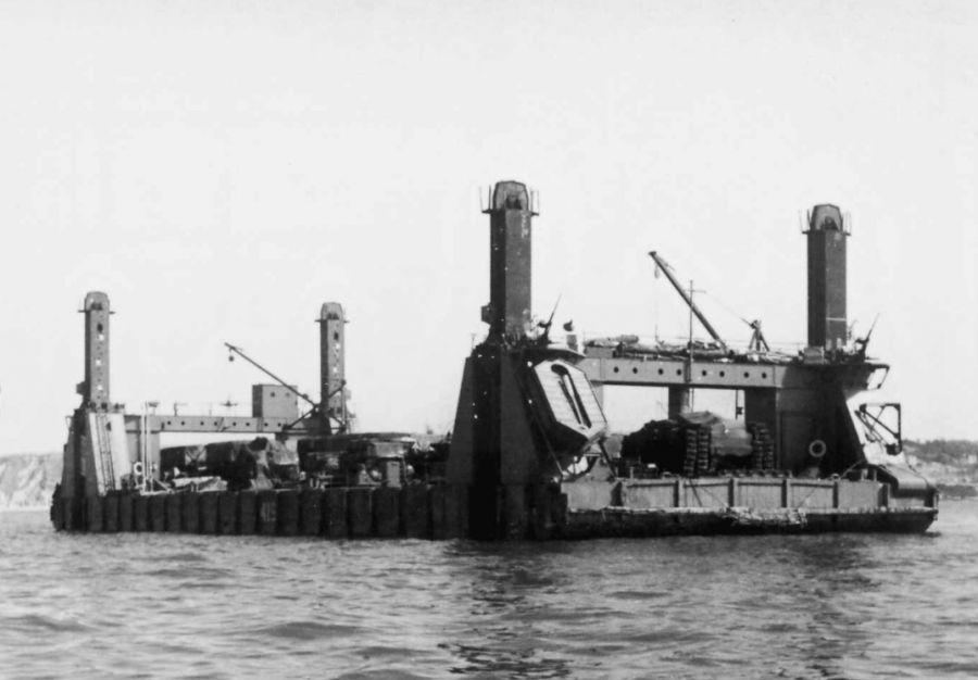 1944-06-07 Linkup | arrival Mulberry (artificial harbour)
