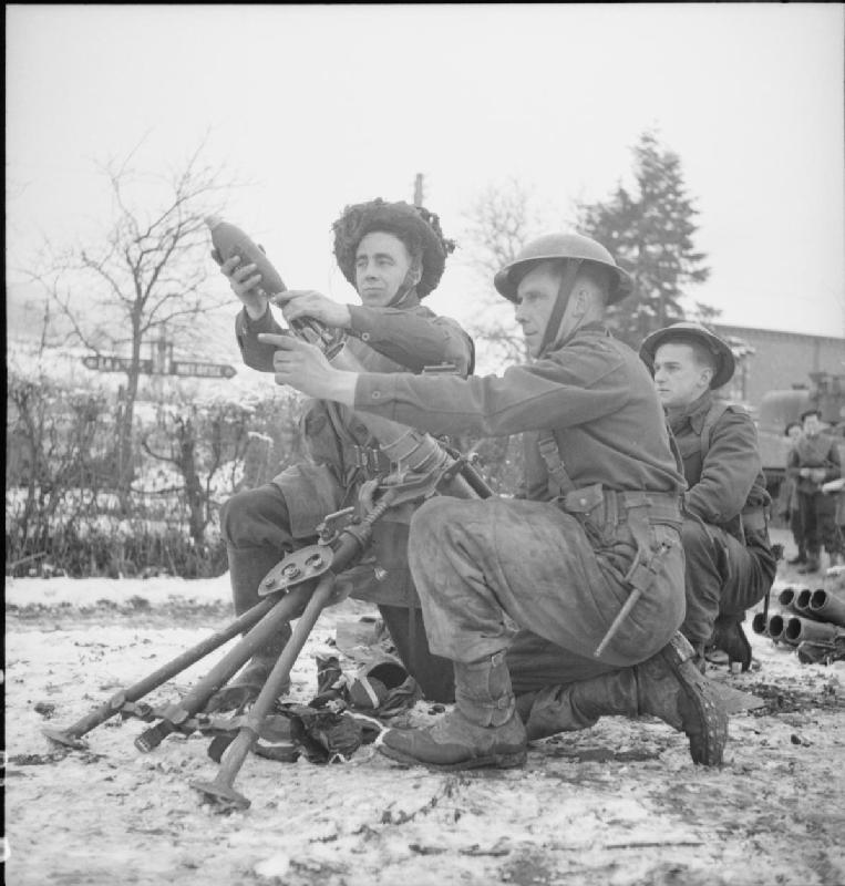 2nd Battalion, Monmouthshire Regiment (UK) towards Laroche