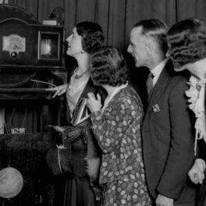 ‘Na de oorlog in elke huiskamer een televisie’
